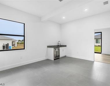 316 Nw 10th Street - Photo Thumbnail 9