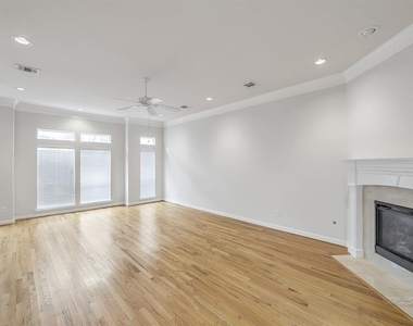 126 Detering Street - Photo Thumbnail 20