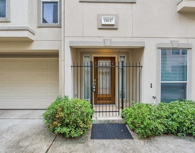 126 Detering Street - Photo Thumbnail 3