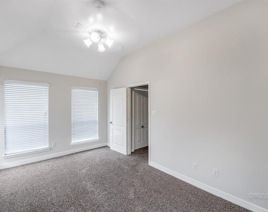 126 Detering Street - Photo Thumbnail 28