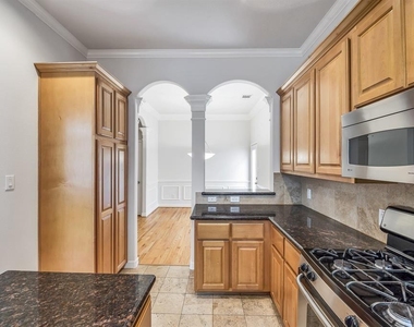 126 Detering Street - Photo Thumbnail 12