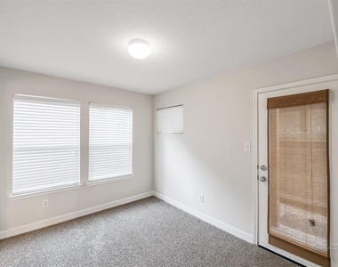 126 Detering Street - Photo Thumbnail 7