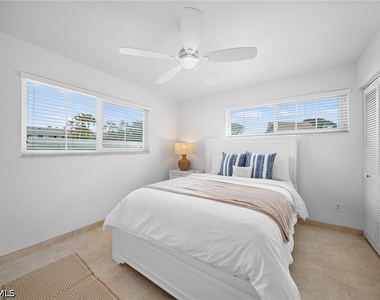 4200 Belair Lane - Photo Thumbnail 9