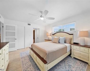 4200 Belair Lane - Photo Thumbnail 7