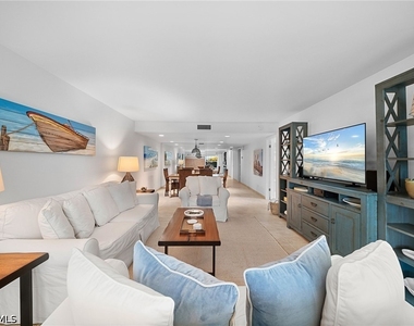 4200 Belair Lane - Photo Thumbnail 2