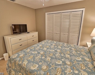 793 97th Avenue N - Photo Thumbnail 16
