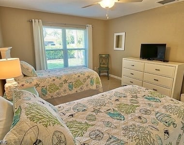 793 97th Avenue N - Photo Thumbnail 17