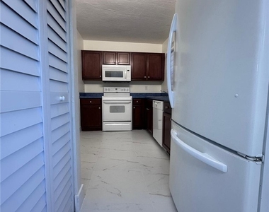 5501 Rattlesnake Hammock Road - Photo Thumbnail 6
