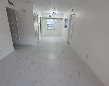 5501 Rattlesnake Hammock Road - Photo Thumbnail 3