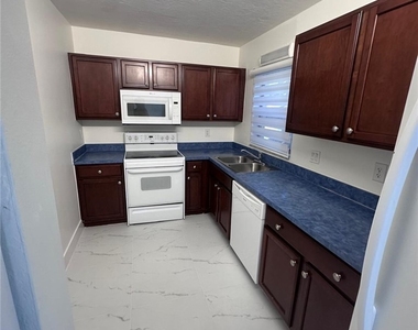 5501 Rattlesnake Hammock Road - Photo Thumbnail 5