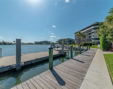 591 Seaview Court - Photo Thumbnail 33