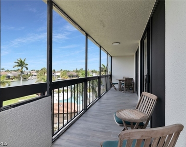 591 Seaview Court - Photo Thumbnail 24