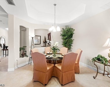 8051 Players Cove Drive - Photo Thumbnail 12