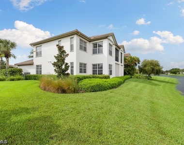 8051 Players Cove Drive - Photo Thumbnail 6