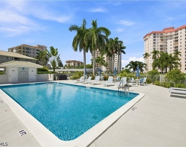 10686 Gulf Shore Drive - Photo Thumbnail 25