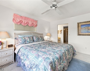 10686 Gulf Shore Drive - Photo Thumbnail 20