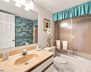 10686 Gulf Shore Drive - Photo Thumbnail 15