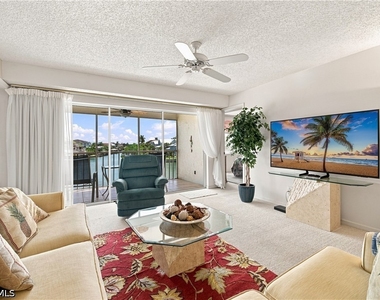 10686 Gulf Shore Drive - Photo Thumbnail 11