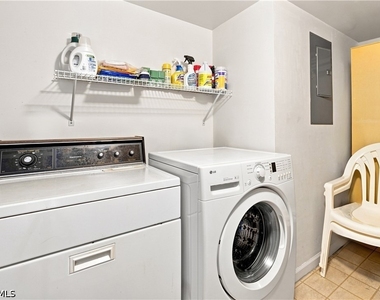 10686 Gulf Shore Drive - Photo Thumbnail 24