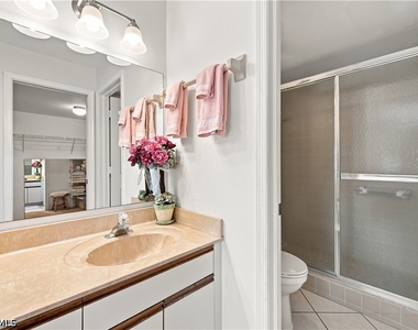 10686 Gulf Shore Drive - Photo Thumbnail 21