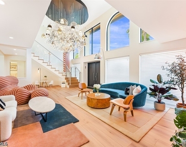 2211 Kingfish Road - Photo Thumbnail 6