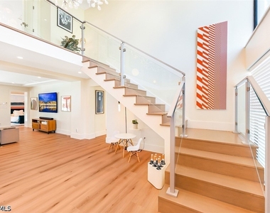 2211 Kingfish Road - Photo Thumbnail 5