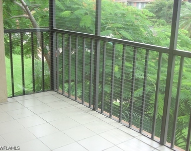 110 Cypress Way E - Photo Thumbnail 5