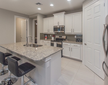 14670 Catamaran Place - Photo Thumbnail 7
