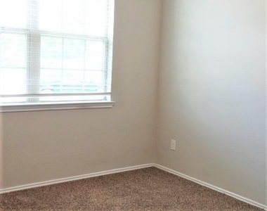 14215 West Rim Lane - Photo Thumbnail 5