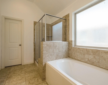 1822 Olive Pine Drive - Photo Thumbnail 32