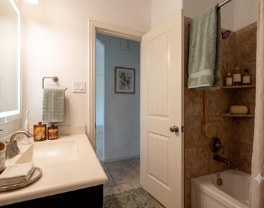 1822 Olive Pine Drive - Photo Thumbnail 34