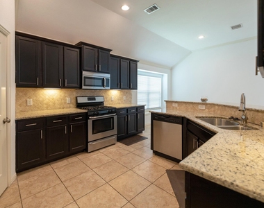1822 Olive Pine Drive - Photo Thumbnail 9