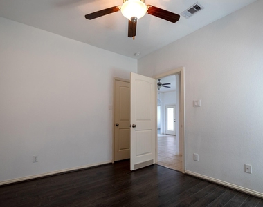 1822 Olive Pine Drive - Photo Thumbnail 23