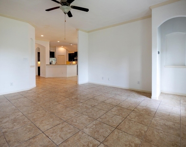 1822 Olive Pine Drive - Photo Thumbnail 7