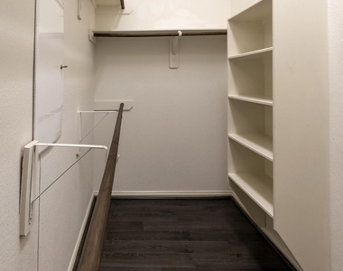 1822 Olive Pine Drive - Photo Thumbnail 29