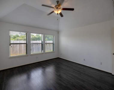 1822 Olive Pine Drive - Photo Thumbnail 19