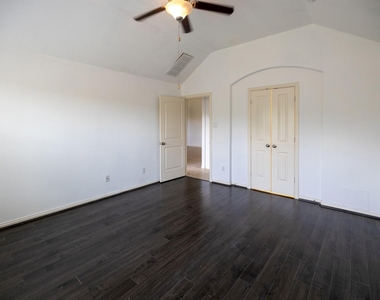 1822 Olive Pine Drive - Photo Thumbnail 20