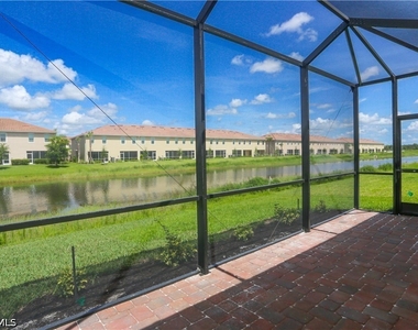2599 Vine Avenue - Photo Thumbnail 29