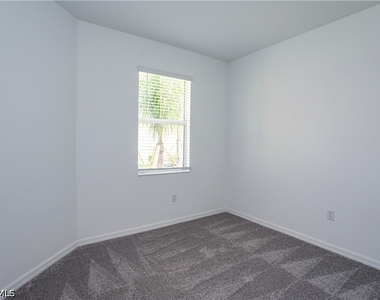 2599 Vine Avenue - Photo Thumbnail 27
