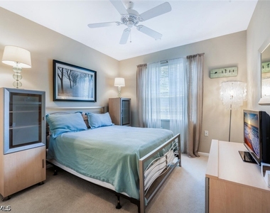 7130 Blue Juniper Court - Photo Thumbnail 19