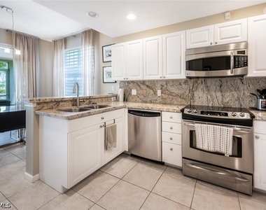 7130 Blue Juniper Court - Photo Thumbnail 13