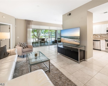 7130 Blue Juniper Court - Photo Thumbnail 3