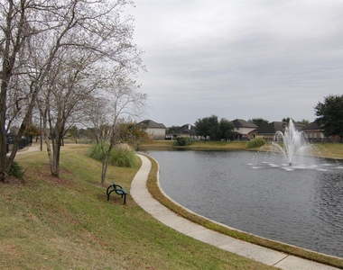 4318 Richland Chambers Lane - Photo Thumbnail 36