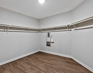 4318 Richland Chambers Lane - Photo Thumbnail 32