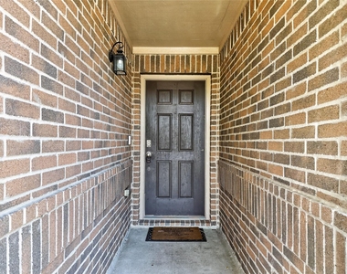 4318 Richland Chambers Lane - Photo Thumbnail 1