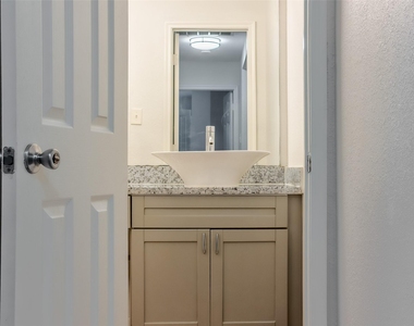 4318 Richland Chambers Lane - Photo Thumbnail 40