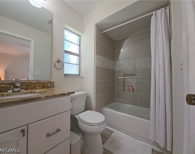 1363 Woodridge Avenue - Photo Thumbnail 17