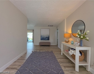 1363 Woodridge Avenue - Photo Thumbnail 4