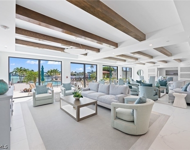 3430 Gulf Shore Boulevard N - Photo Thumbnail 31