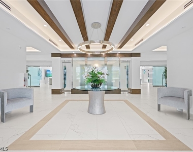 3430 Gulf Shore Boulevard N - Photo Thumbnail 32